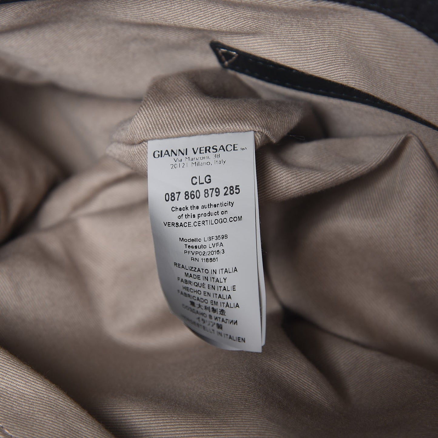 COLLECTION Grained Calfskin Chain Strap Shoulder Bag Black