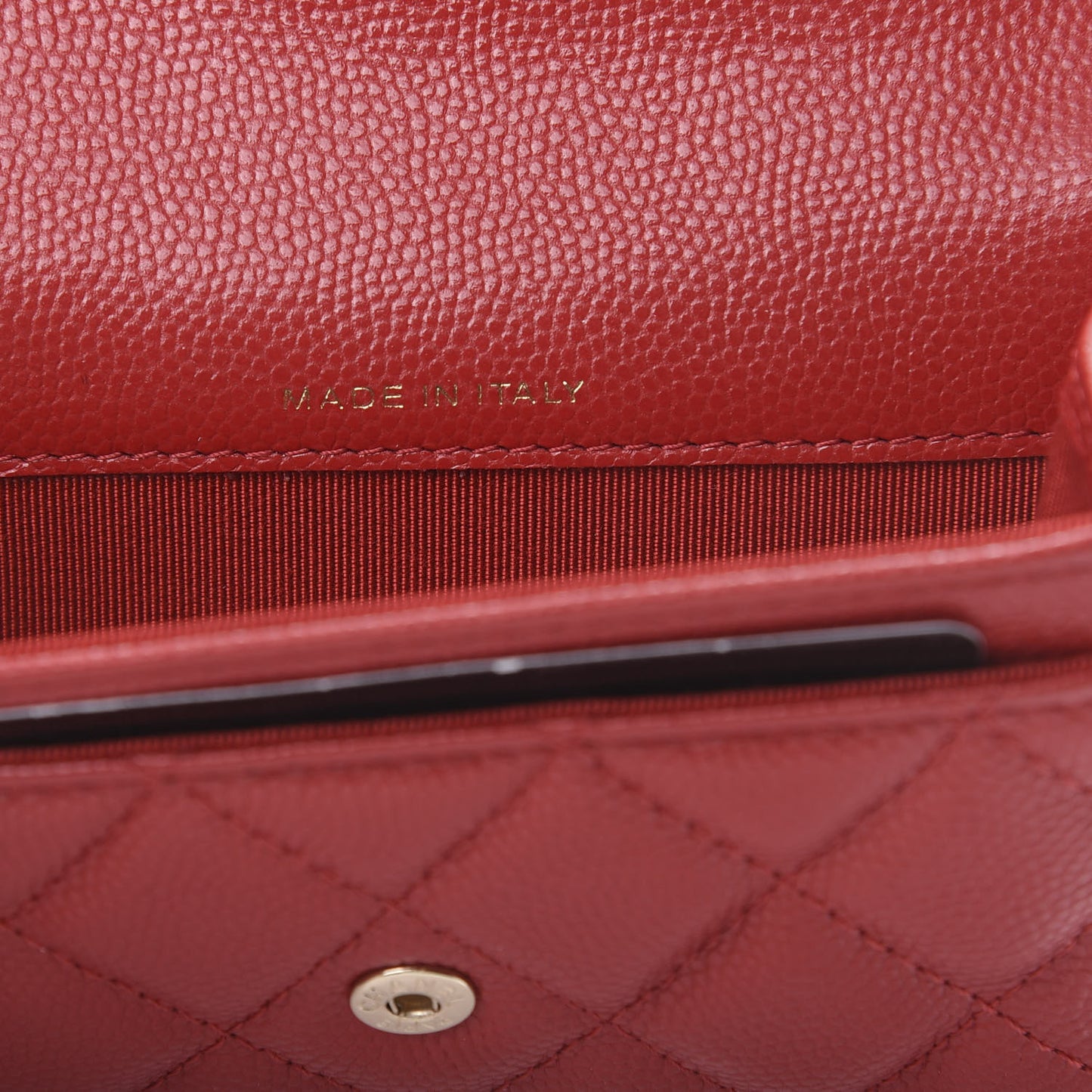 Caviar Quilted Flap Card Holder Red
