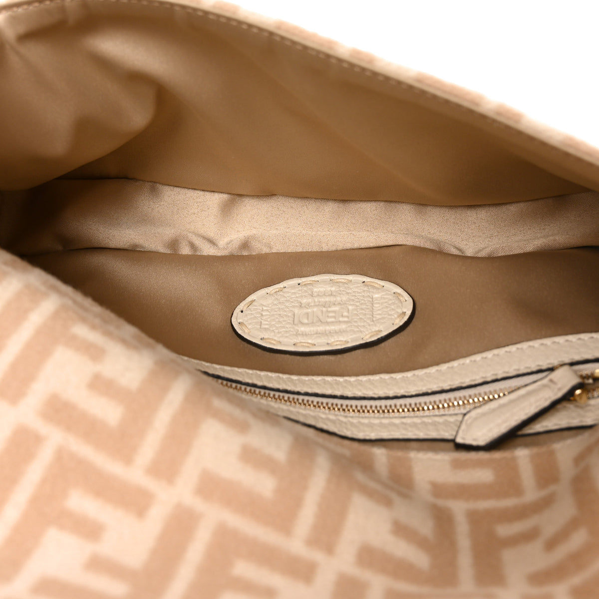 Fendi Wool Cuoio Romano Selleria FF 1974 Baguette 1997 Beige Cammello Camelia 5 of 10