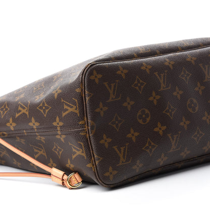 Louis Vuitton Monogram Neverfull MM 6 of 11