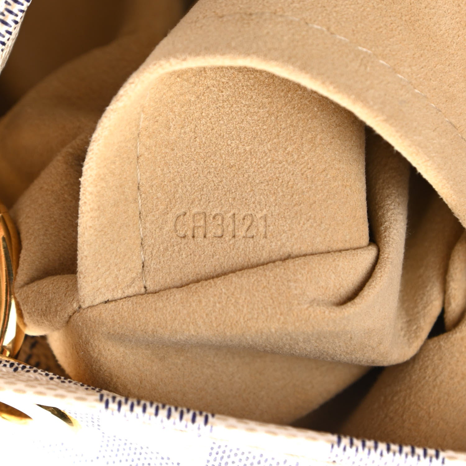 Louis Vuitton Damier Azur Artsy MM 7 of 10