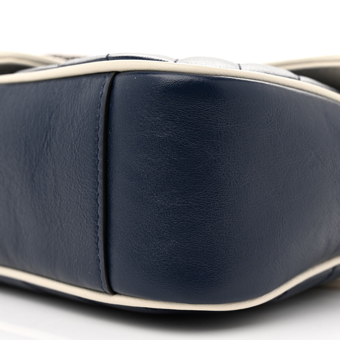 Vintage Effect Calfskin Matelasse Diagonal Small Torchon GG Marmont Shoulder Bag Blue Agata Mystic White