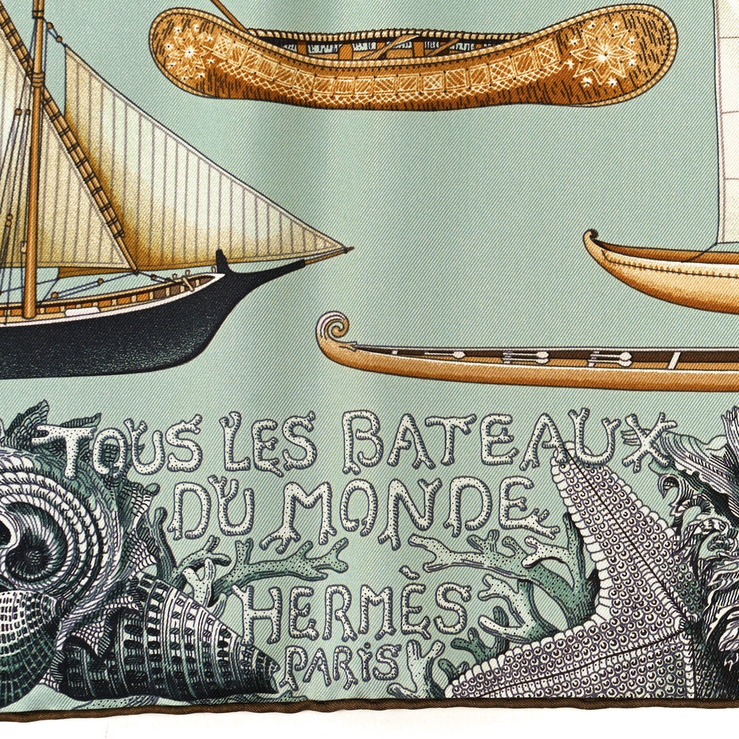 Silk Tous Les Bateaux Du Monde Scarf 90 Amande Celadon Caramel