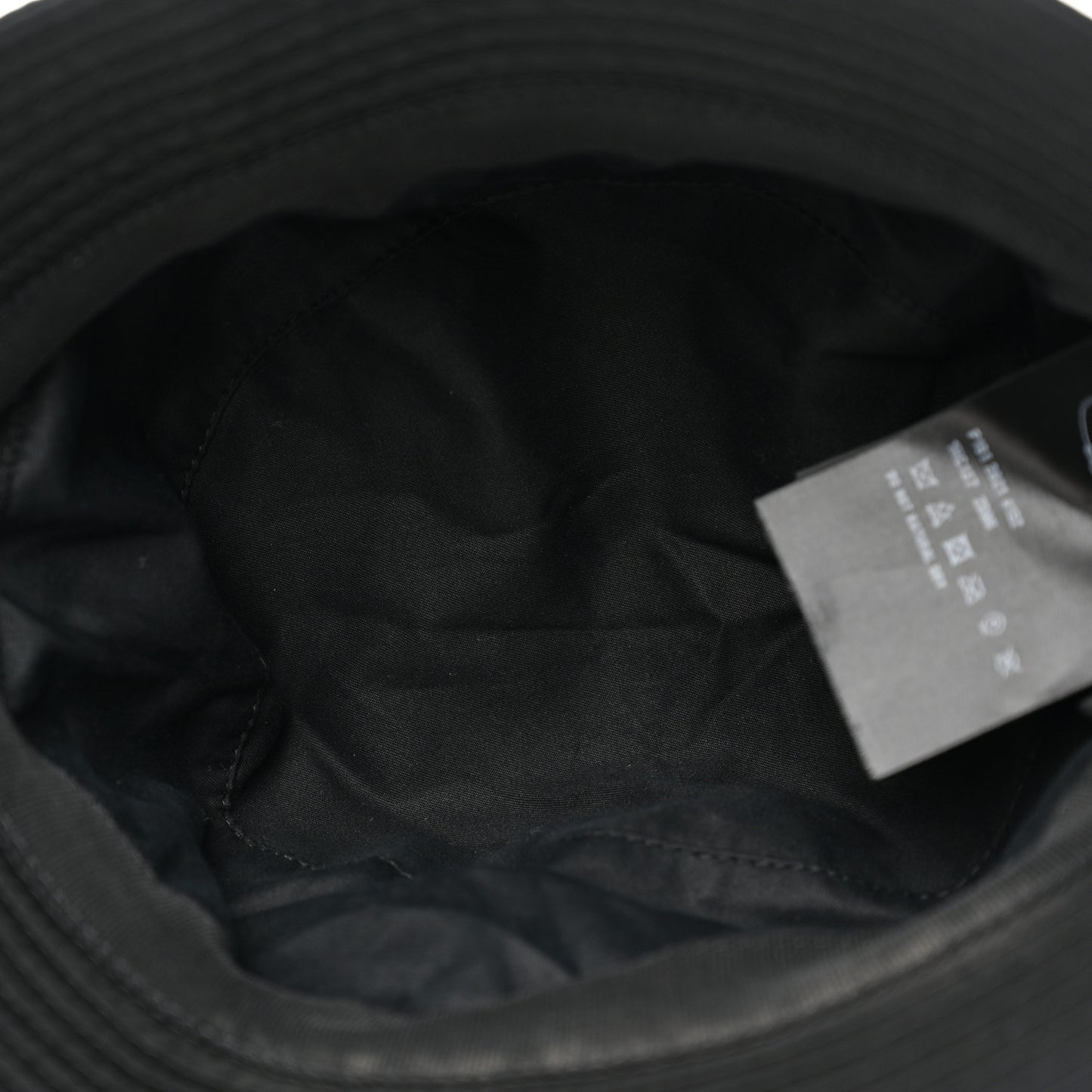 Re-Nylon Metal Triangle Logo Womens Bucket Hat M Black