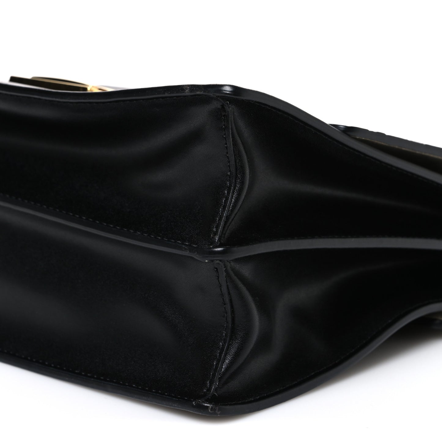 Vitello Liberty Bi-Color FF 1974 Embossed Chain Strap Kan U Shoulder Bag Black Maya