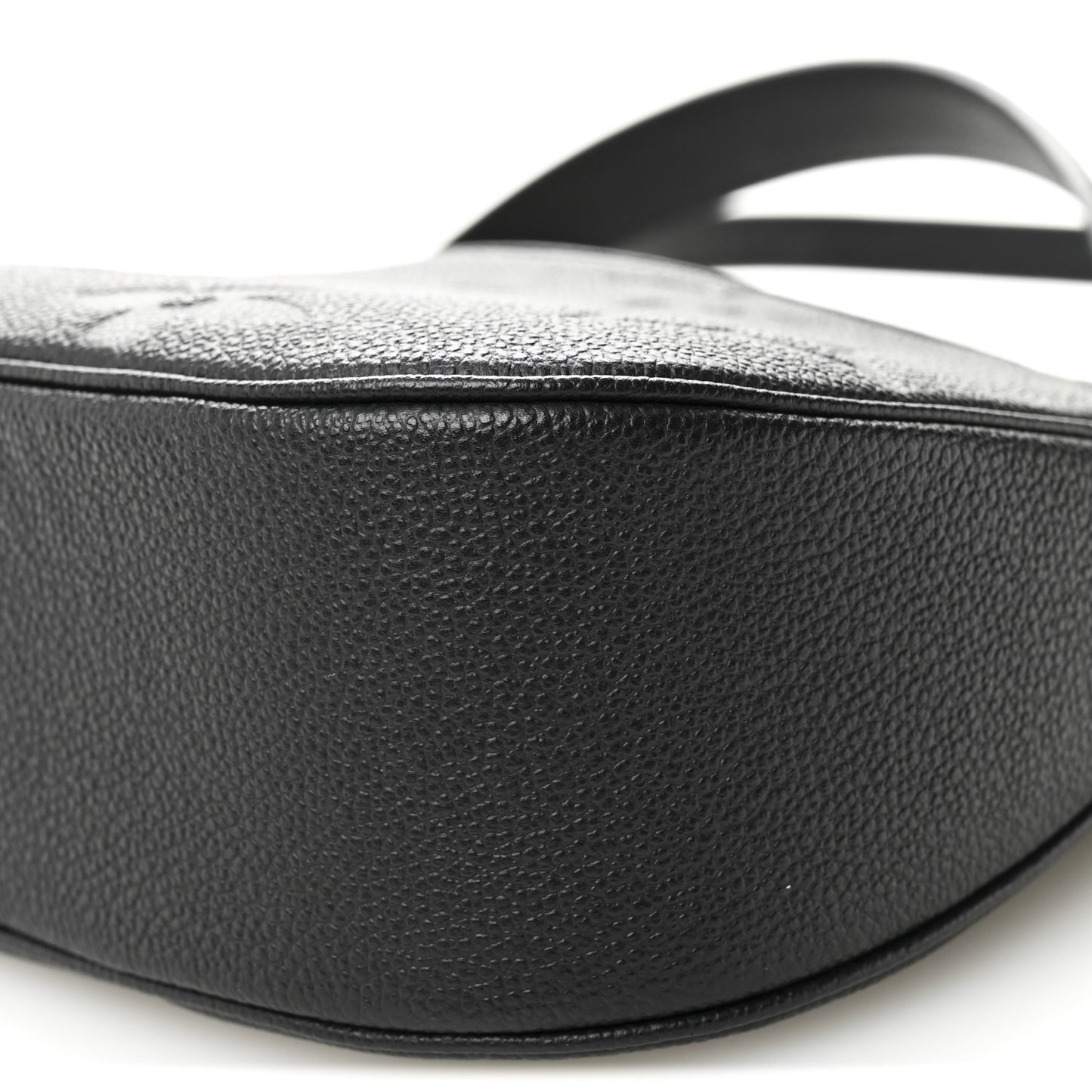 Empreinte Monogram Giant Bagatelle NM Black