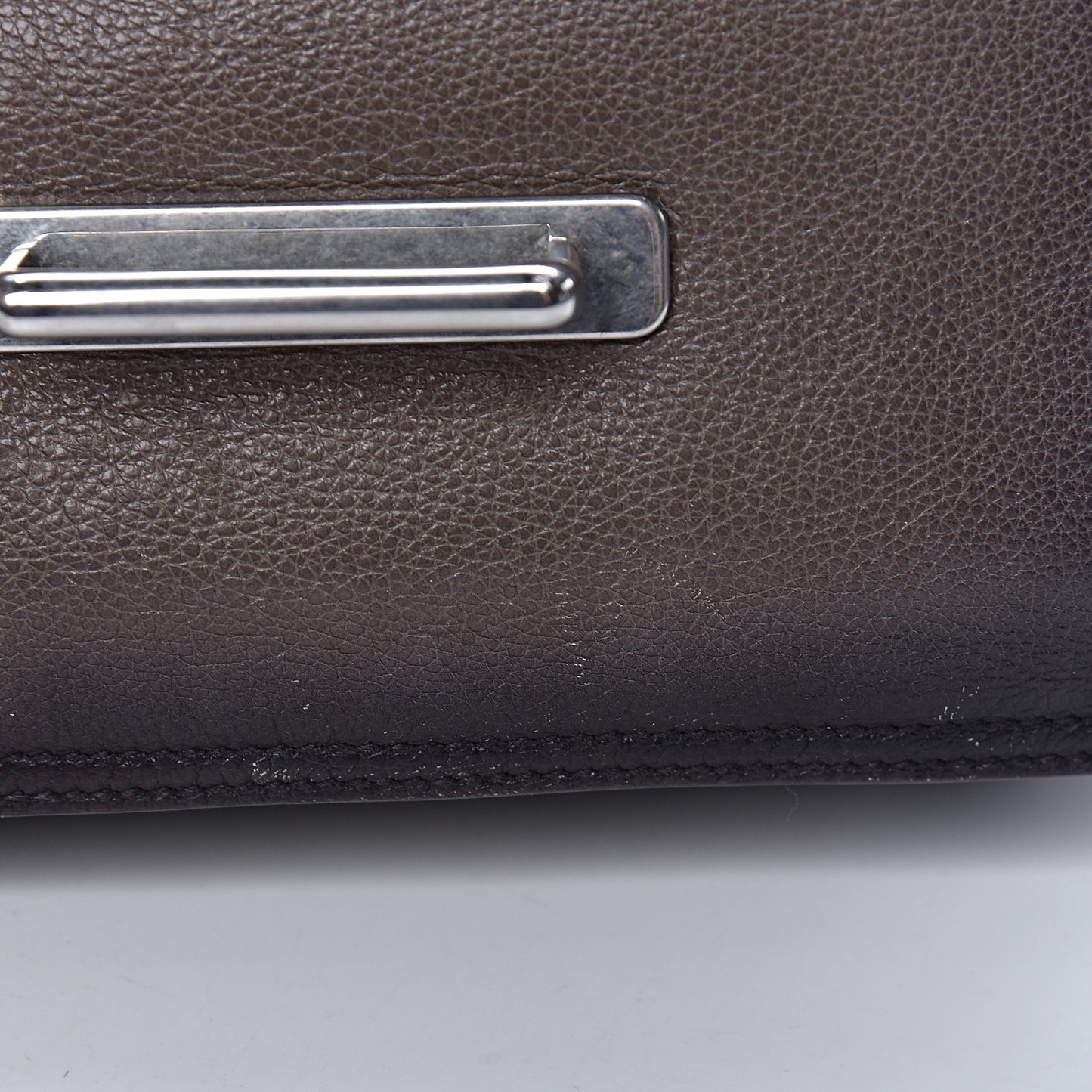 Glace Calfskin Sfumata Cahier Bag Argilla Astrale