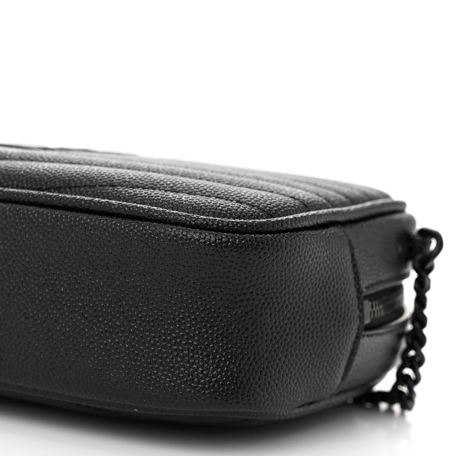 Saint Laurent Grain De Poudre Matelasse Monochrome Monogram Mini Lou Camera Bag Black 10 of 11