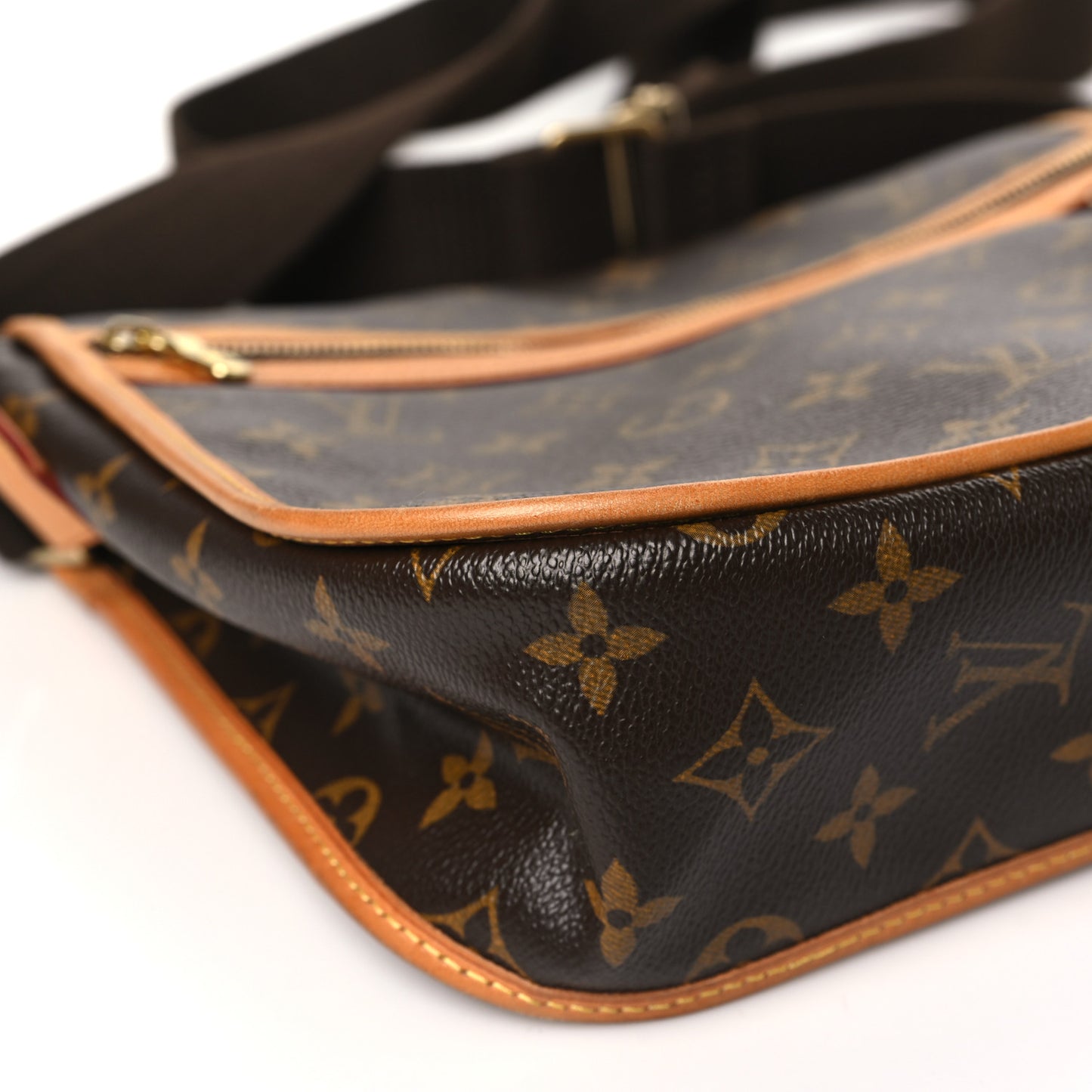 Monogram Bosphore PM Messenger