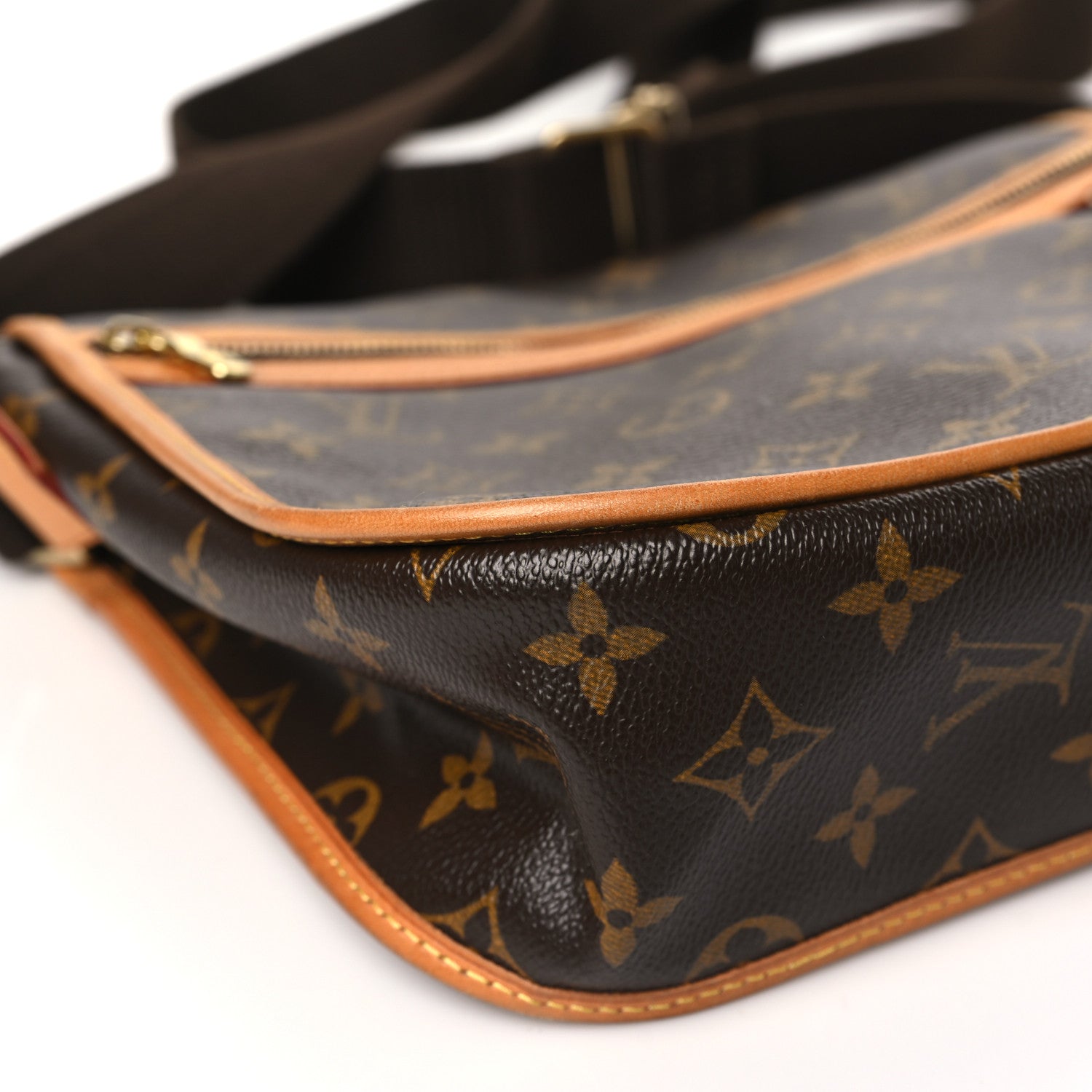 Louis Vuitton Monogram Bosphore PM Messenger 8 of 9