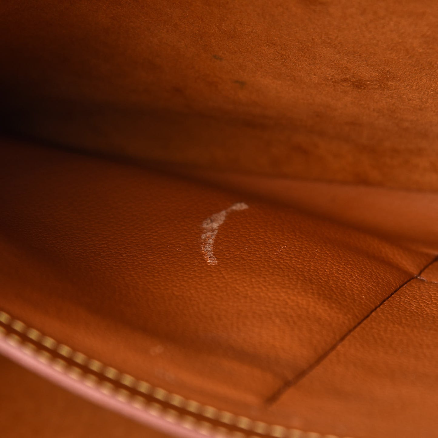 Epi Sorbonne Briefcase Cipango