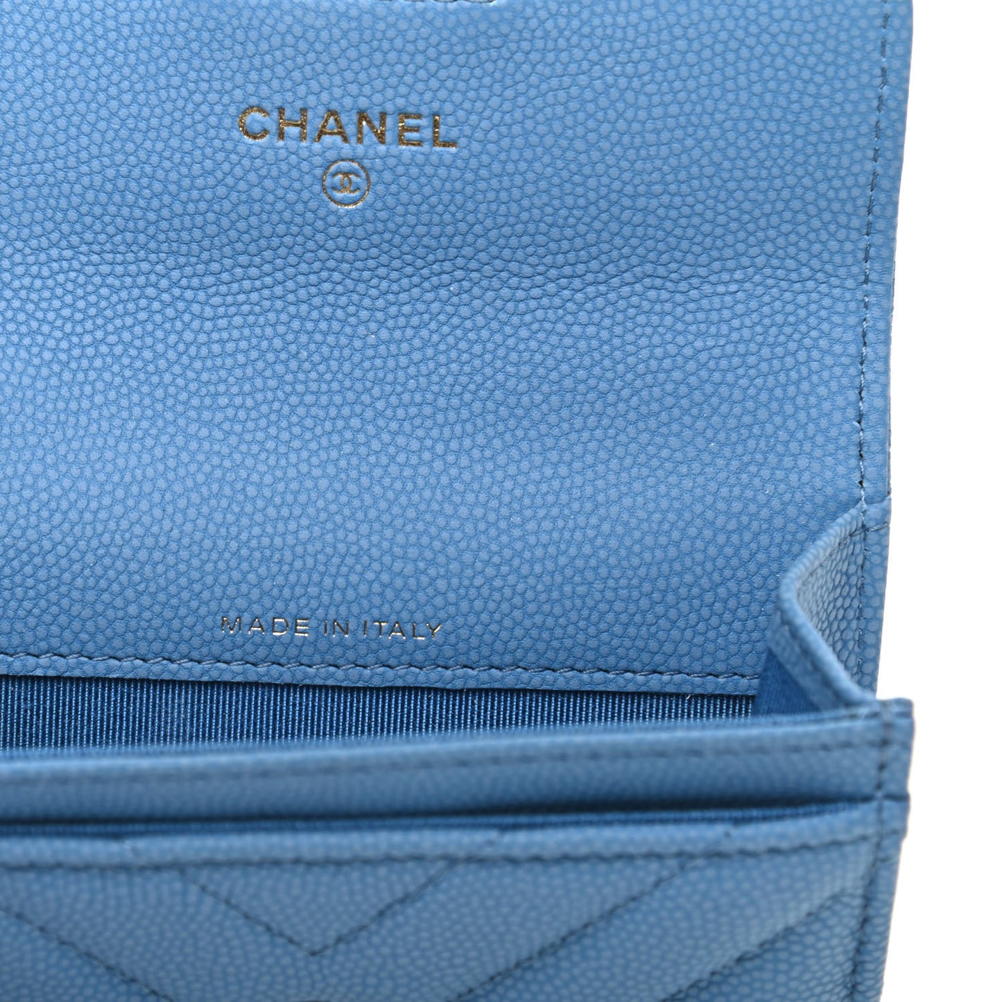 Caviar Flat Chevron Quilted Flap Card Holder Blue