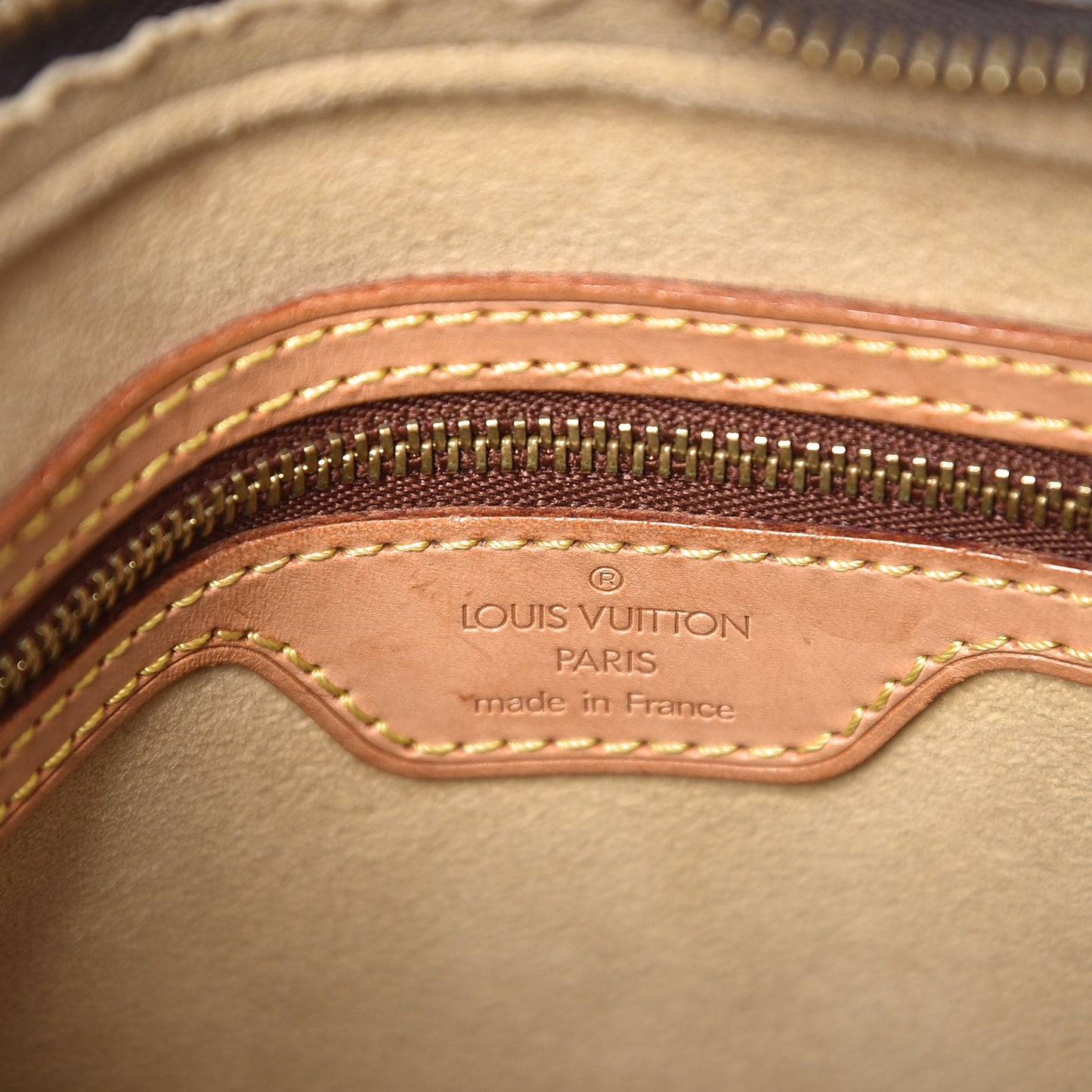 Monogram Looping MM