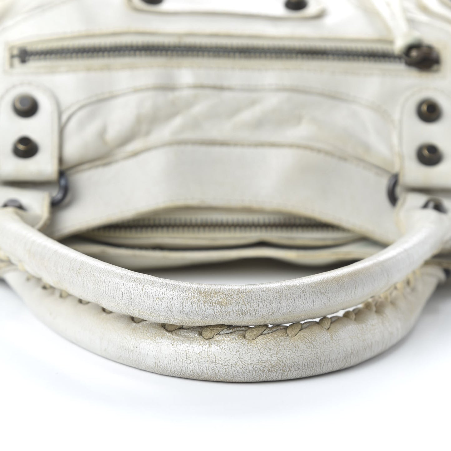 Chevre Classic Hardware First White