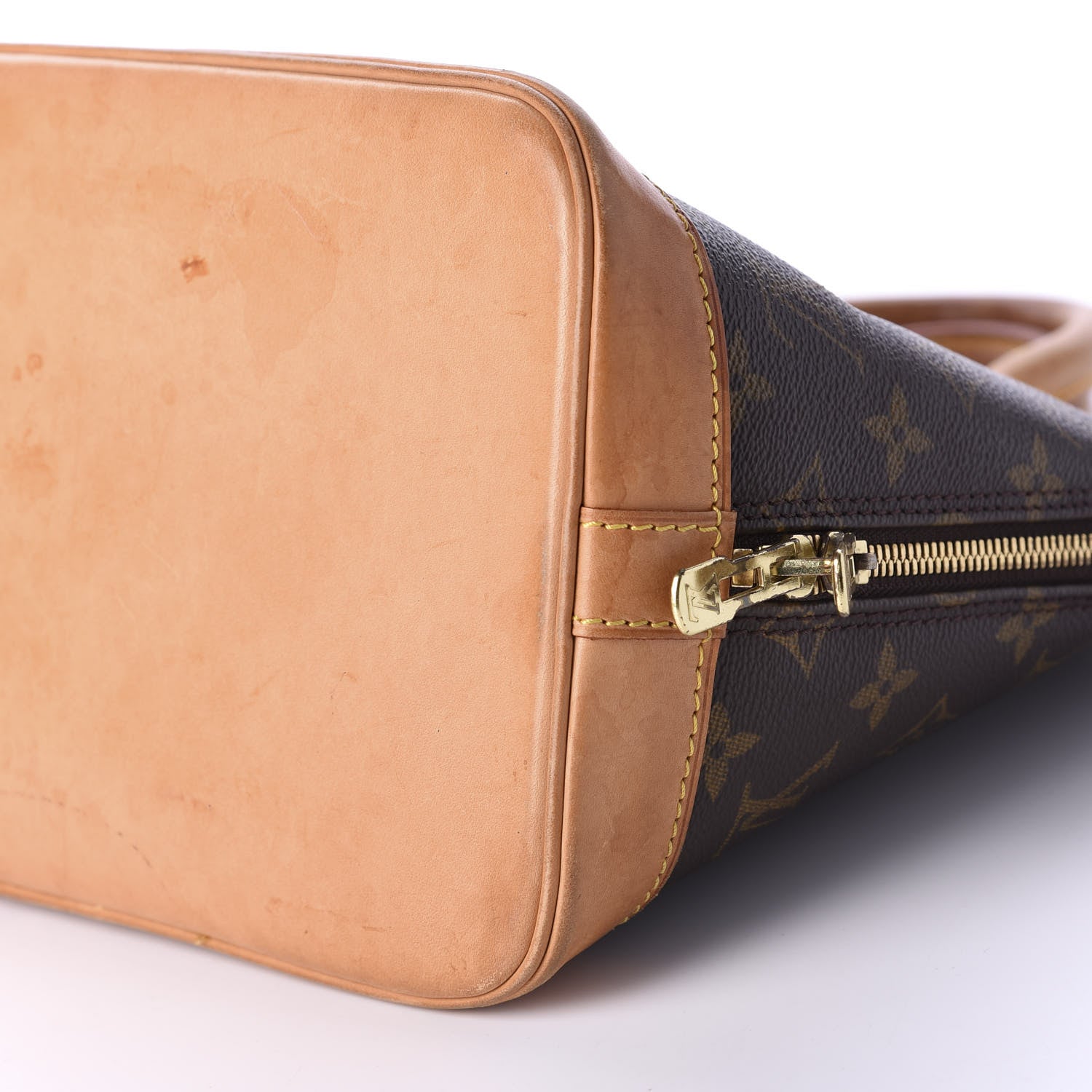 Louis Vuitton Monogram Alma PM 7 of 10