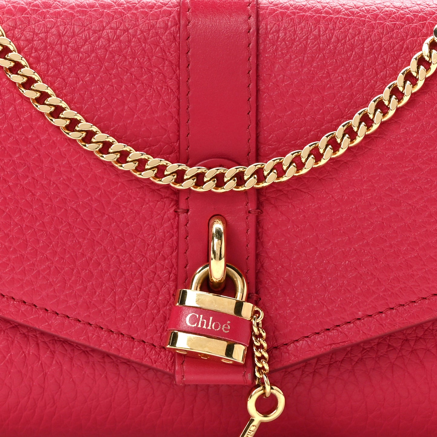 Shiny Grained Calfskin Aby Wallet on Chain Crimson Pink