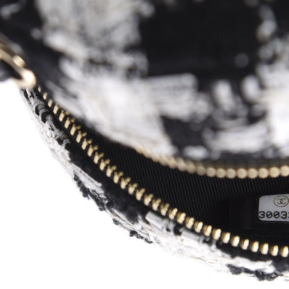 Chanel Tweed Quilted Round Clutch With Chain Black Ecru White 8 of 10