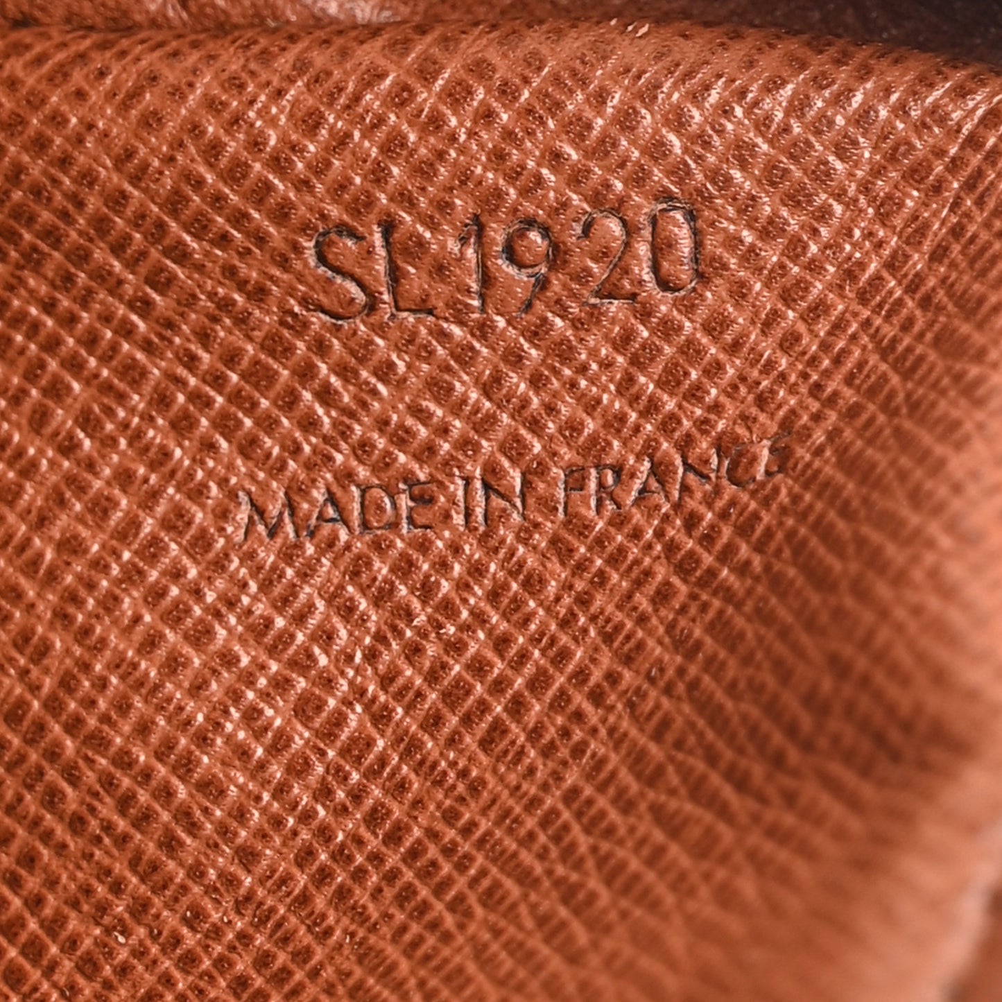 Monogram Danube 15