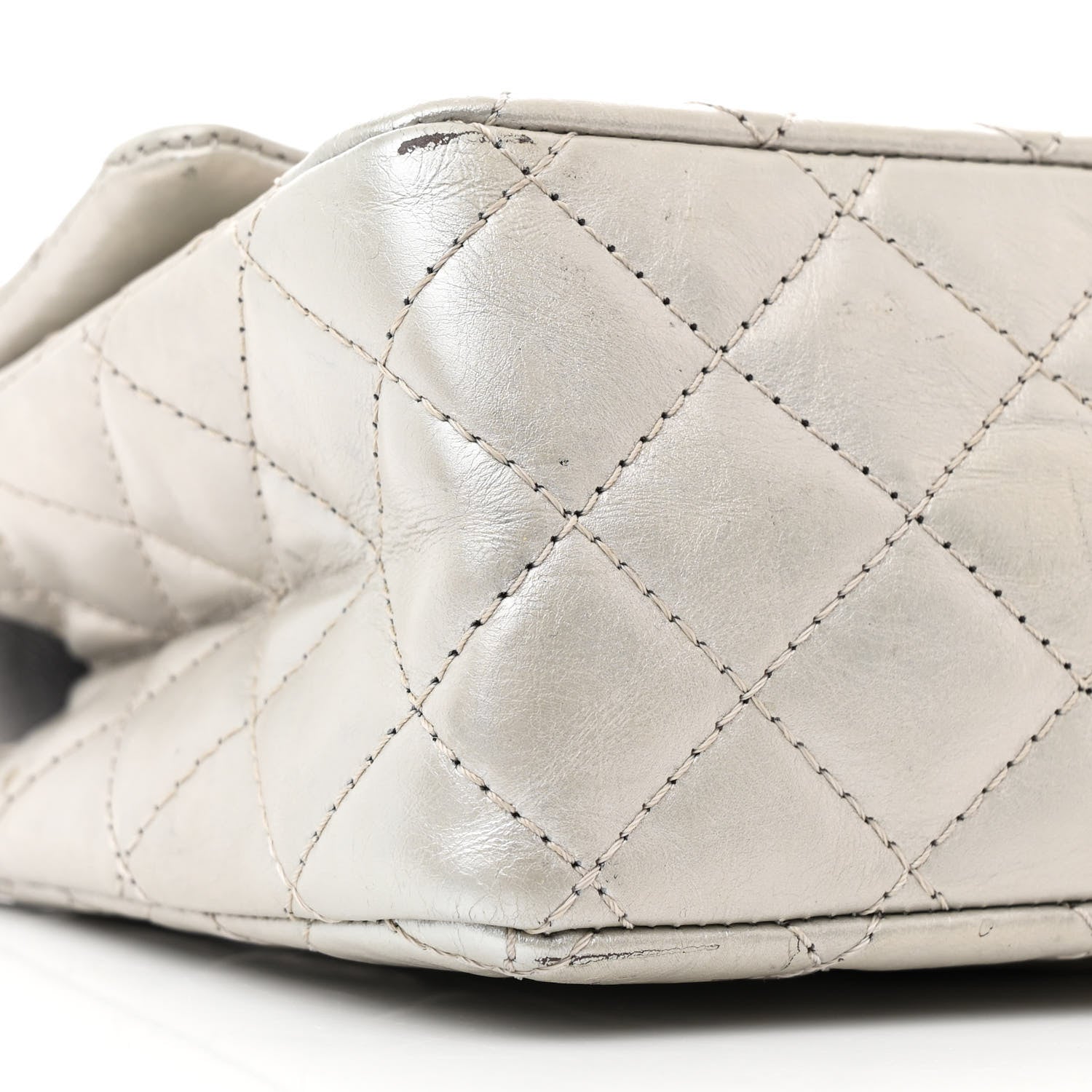 Chanel Metallic Lambskin Quilted 2.55 Reissue 226 Flap Silver 9 of 14