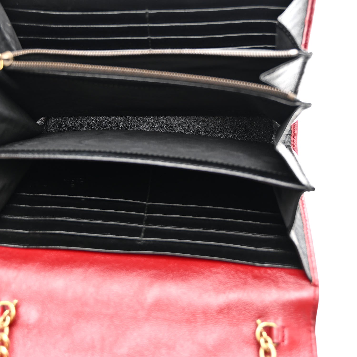 Gucci Vintage Effect Calfskin Matelasse Diagonal Torchon GG Marmont Chain Wallet Black Romantic Cherry 5 of 11