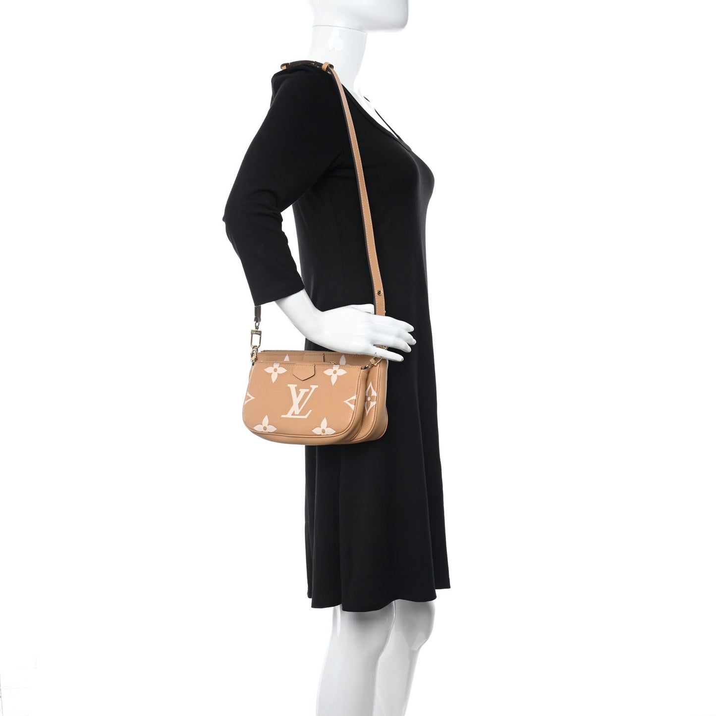 Empreinte Monogram Giant Multi Pochette Accessories Arizona Creme