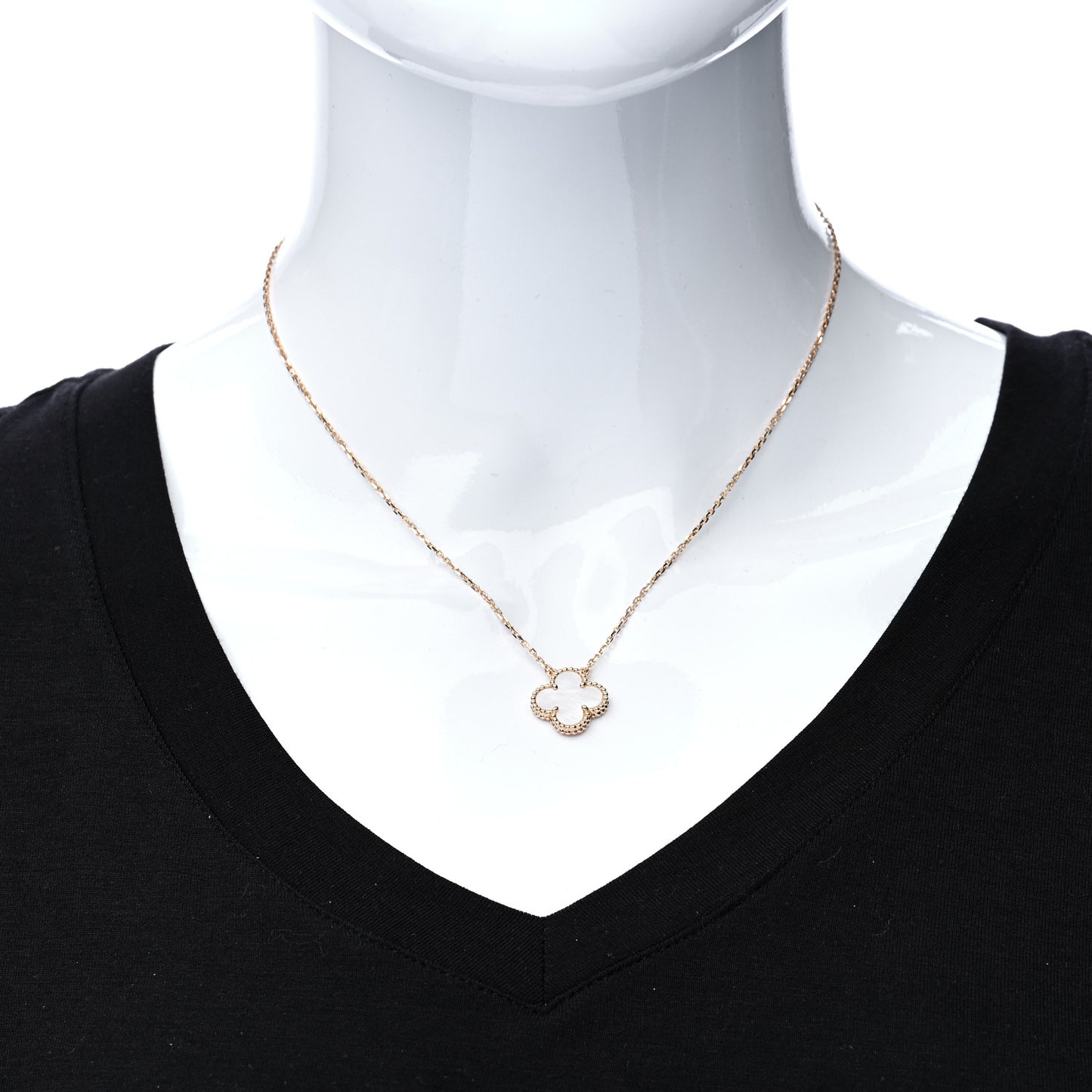 18K Yellow Gold Mother of Pearl Vintage Alhambra Pendant Necklace