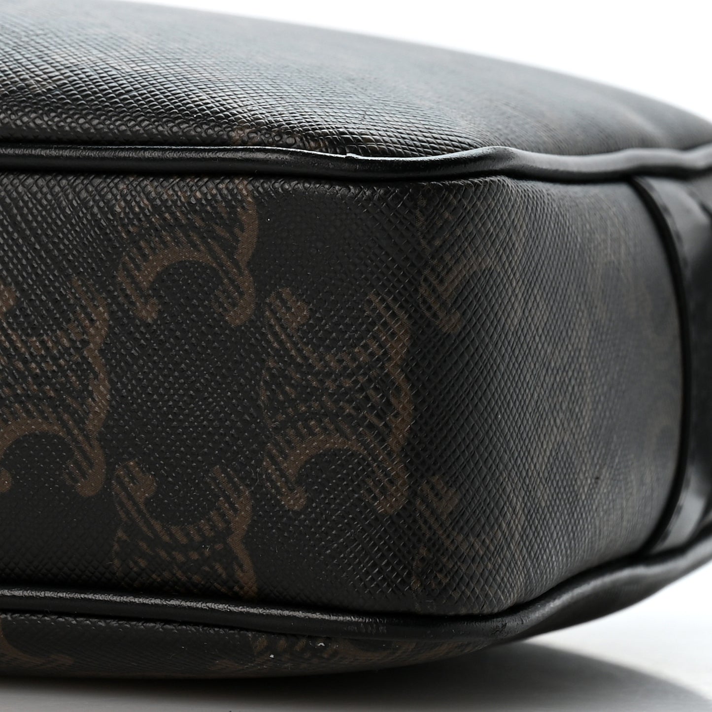 Triomphe Canvas Medium Horizontal Messenger Bag Black