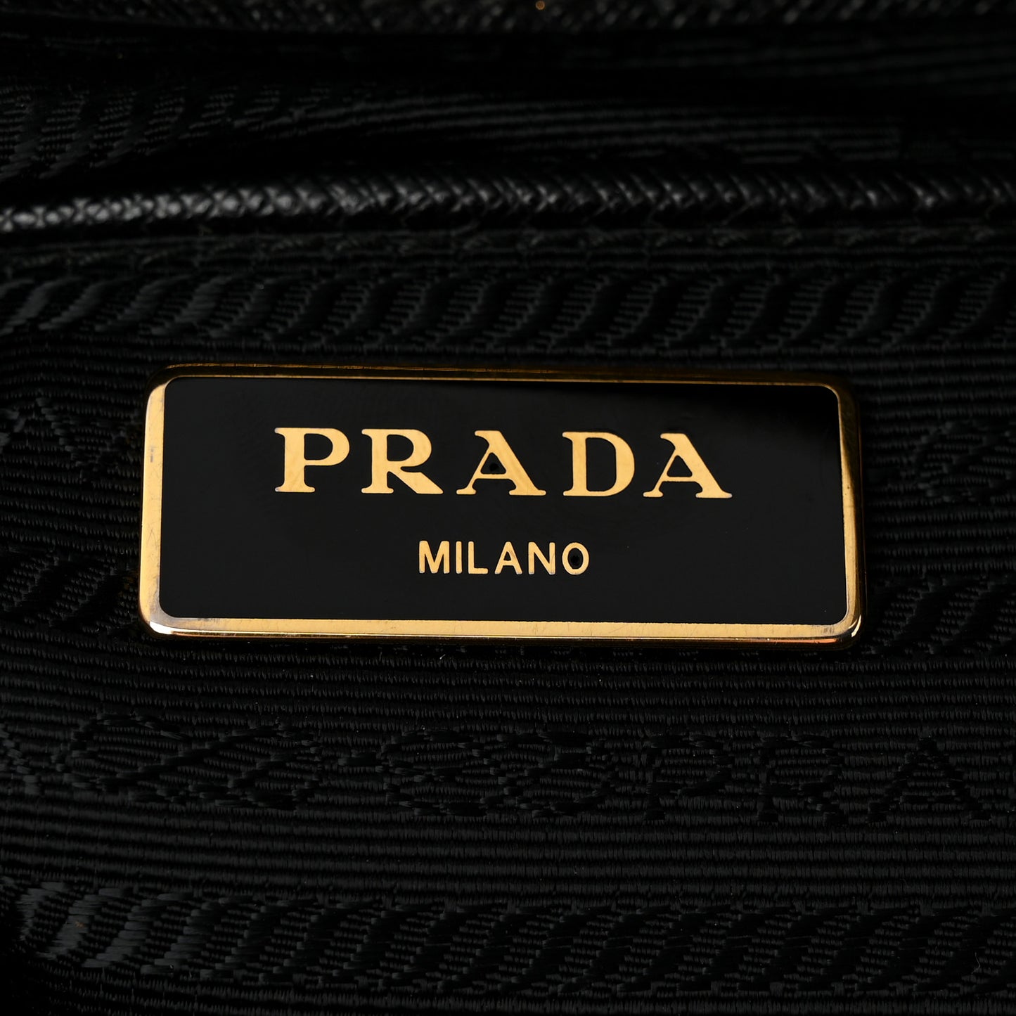 Saffiano Large Galleria Double Zip Tote Black