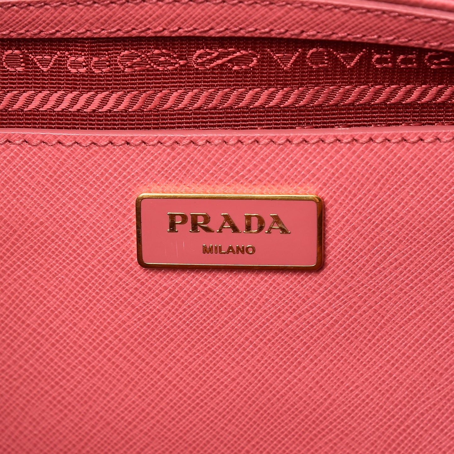 Saffiano Medium Galleria Double Zip Tote Tamaris