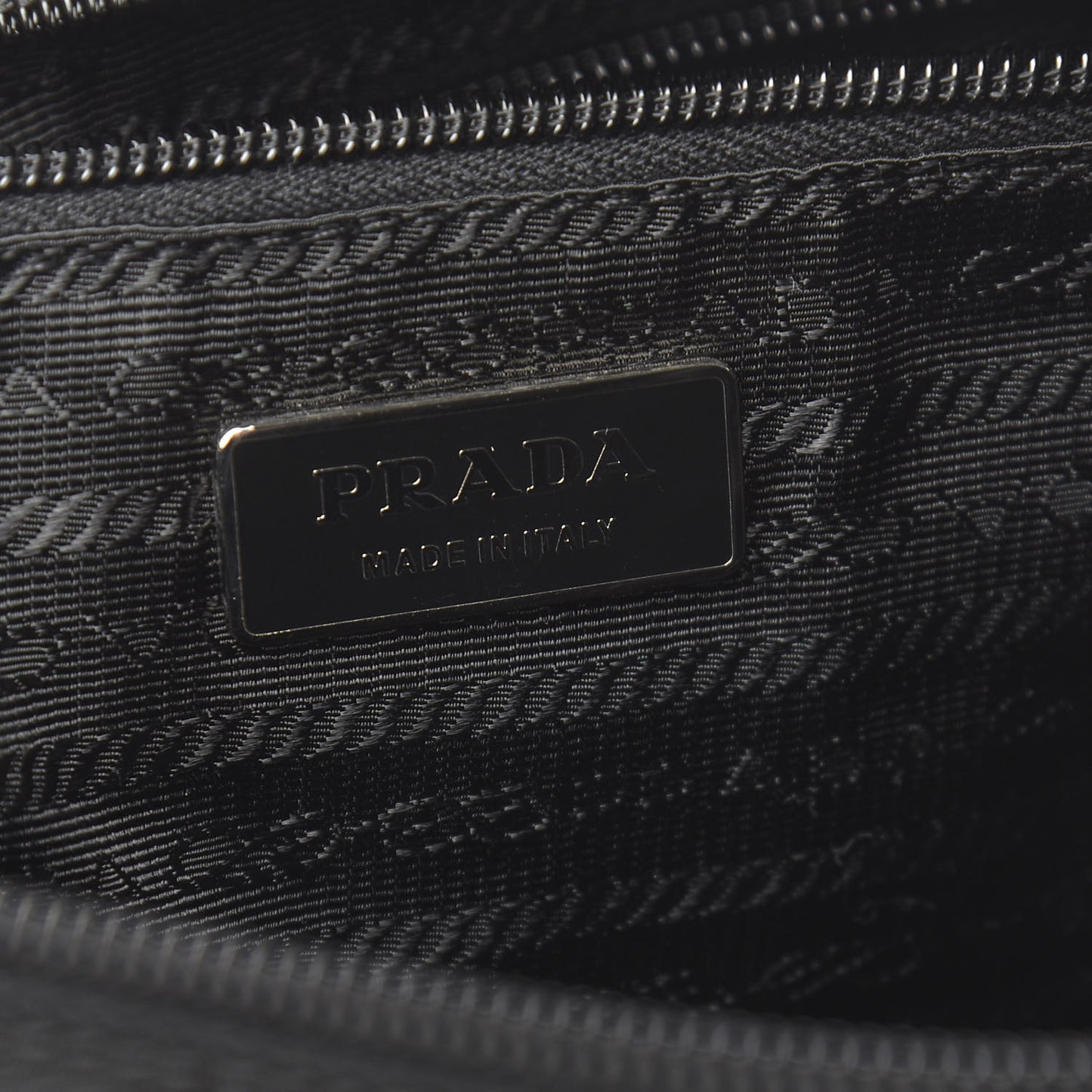 Tessuto Nylon Messenger Bag Black