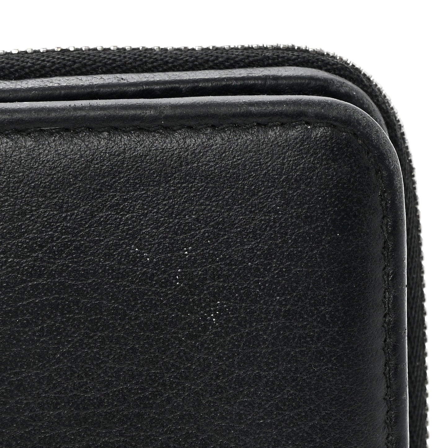 Calfskin Logo Zip Around Card Holder Black