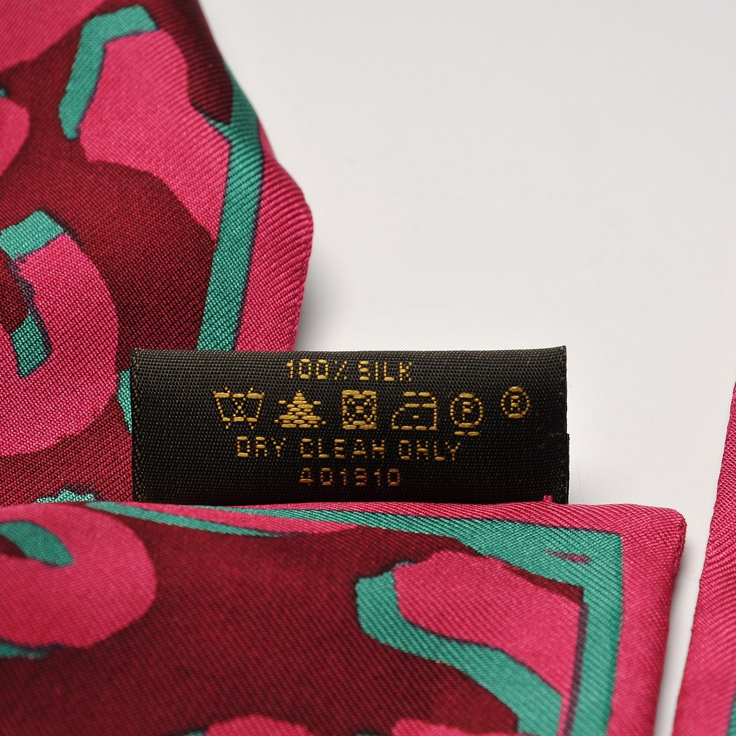 Louis Vuitton Silk Leopard Bandeau Rouge Fauviste 5 of 6