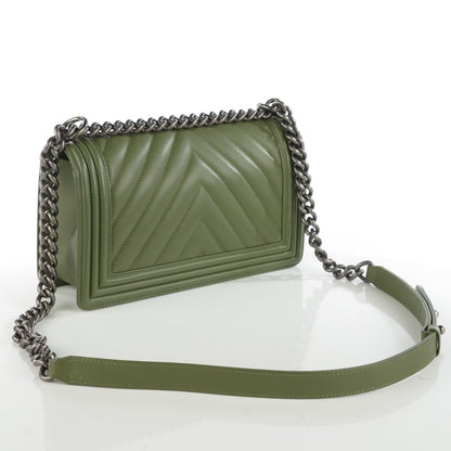 Chanel Calfskin Chevron Medium Boy Flap Green 3 of 8