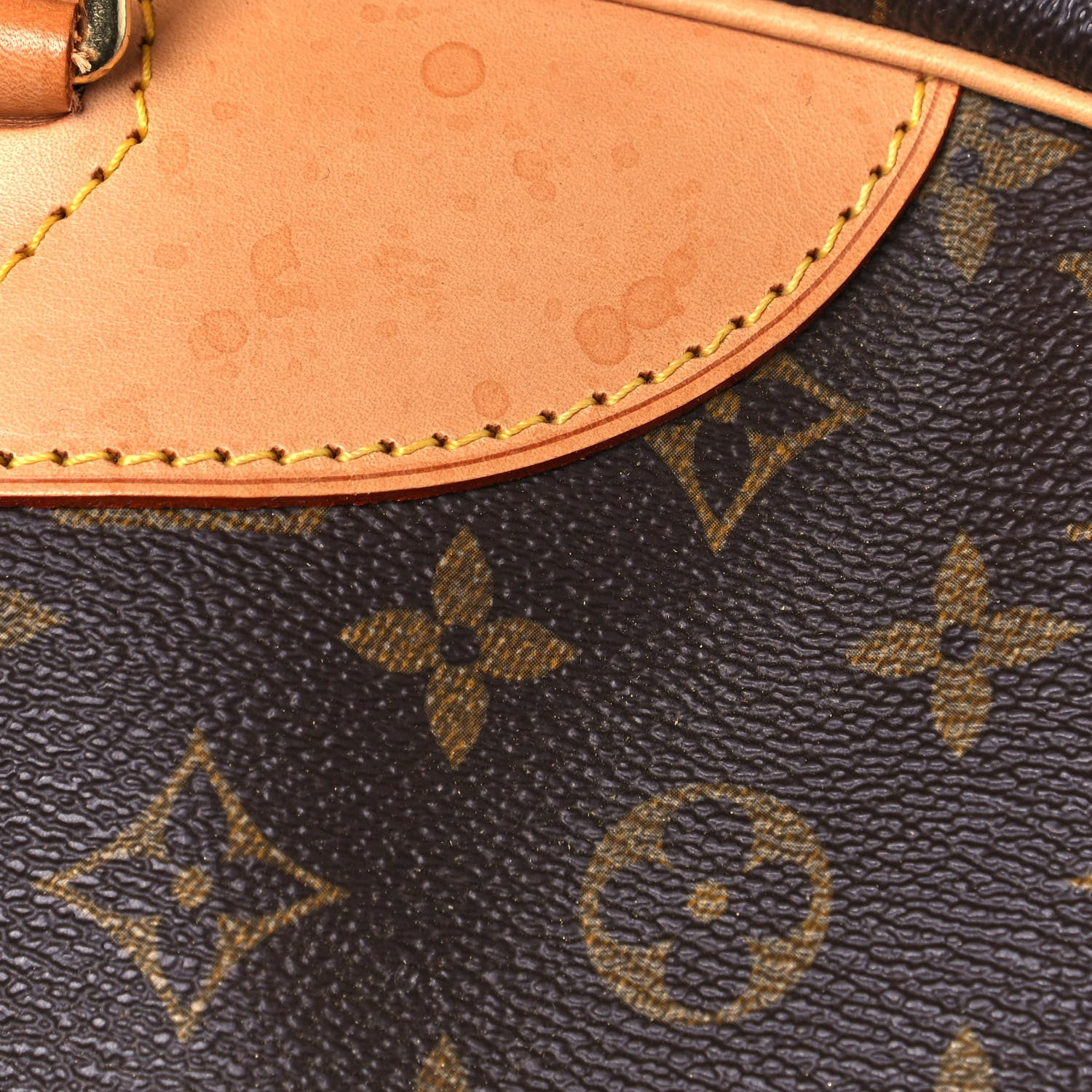 Louis Vuitton Monogram Evasion Sports Bag 13 of 15