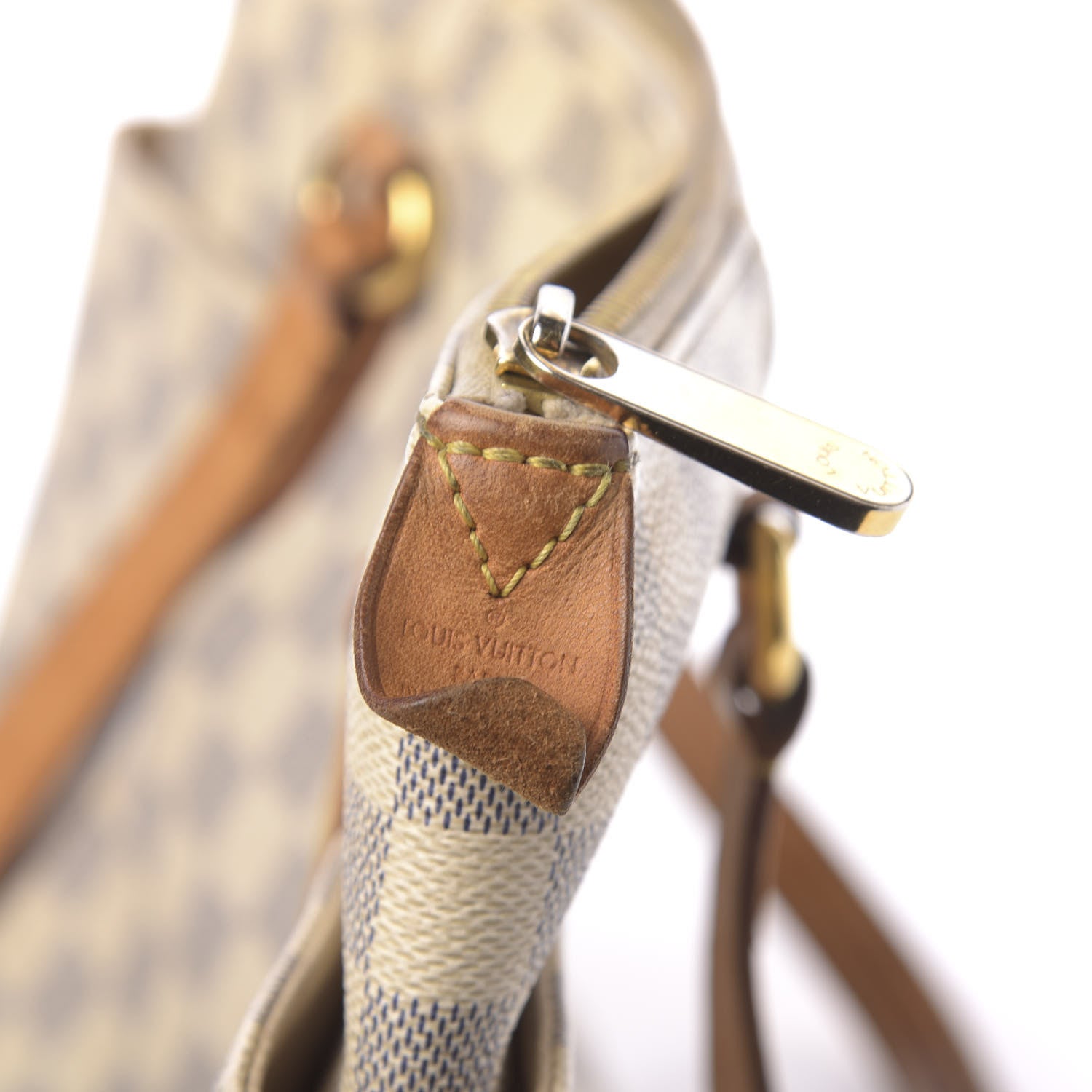 Louis Vuitton Damier Azur Totally PM 6 of 21