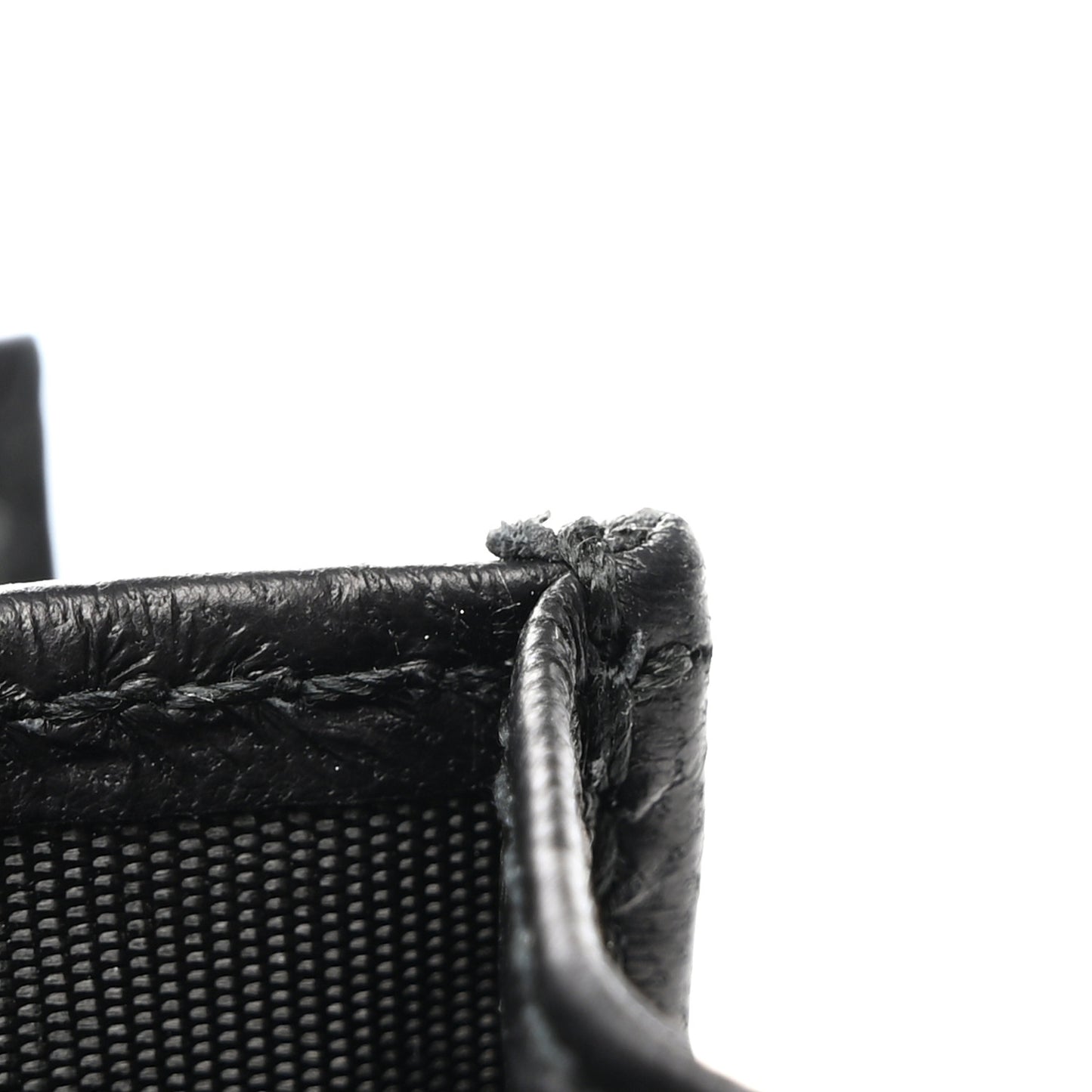 ALEXANDER MCQUEEN Calfskin Studded Wallet on Chain Black