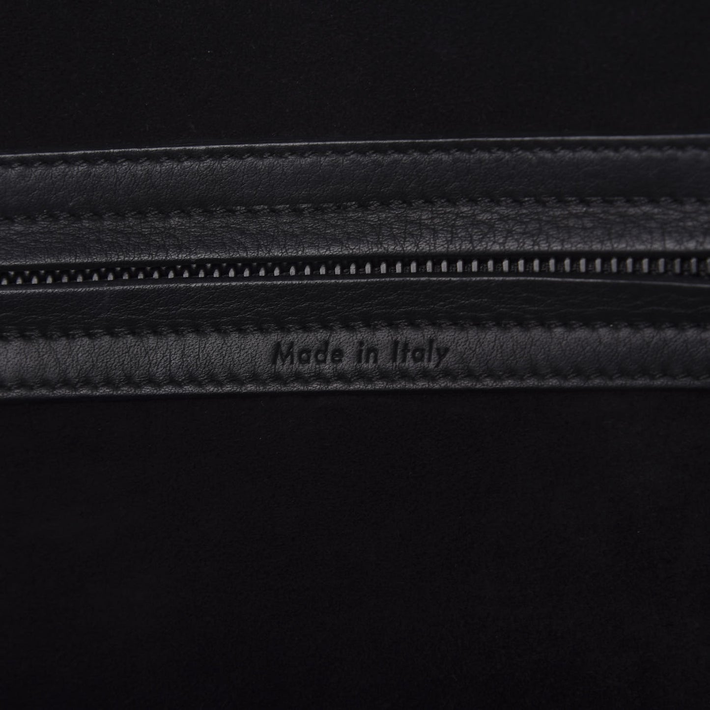Supple Calfskin Medium Phantom Luggage Black