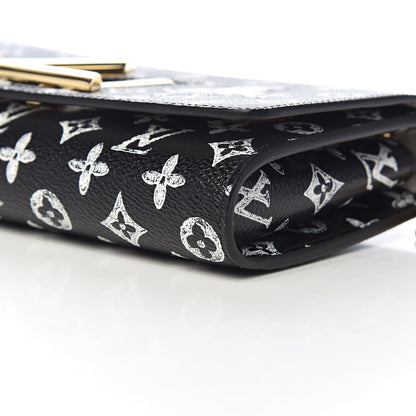 Louis Vuitton Catogram Twist Chain Wallet Black 8 of 9