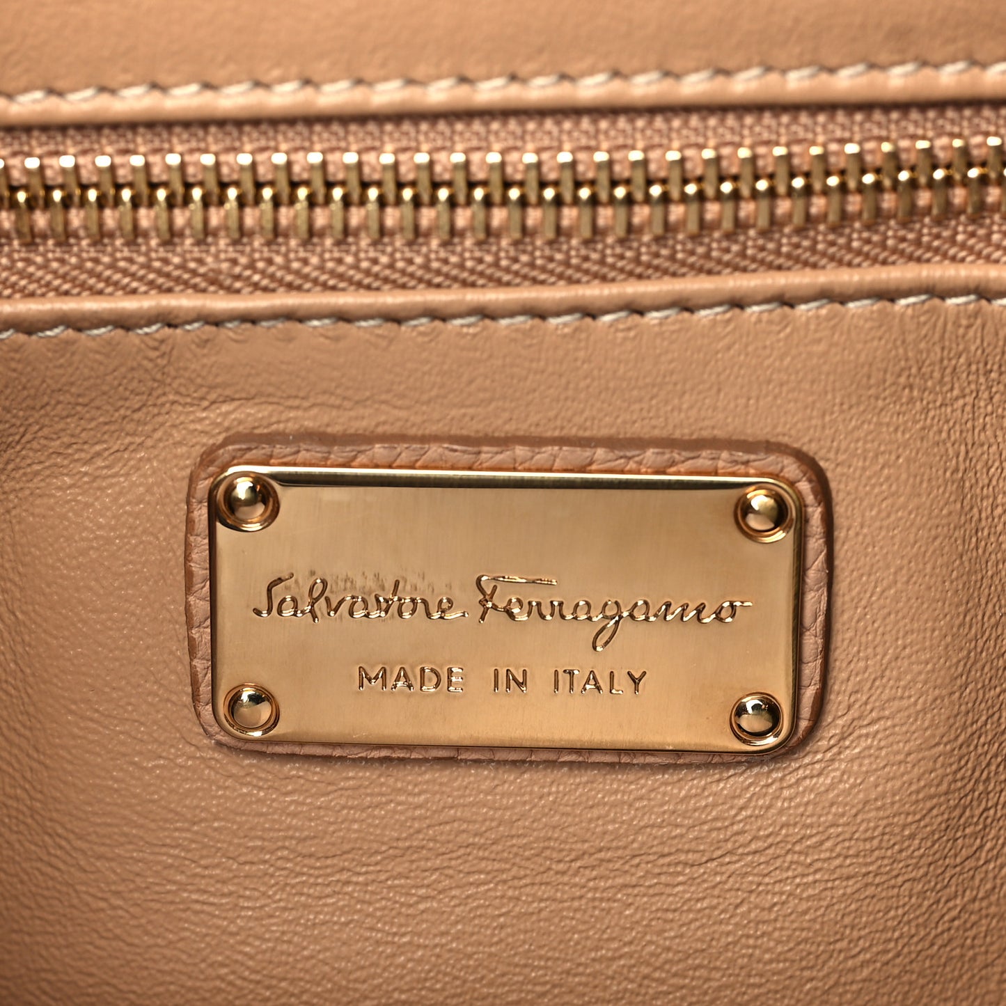 Calfskin Fanisa Gancini Hobo Natural