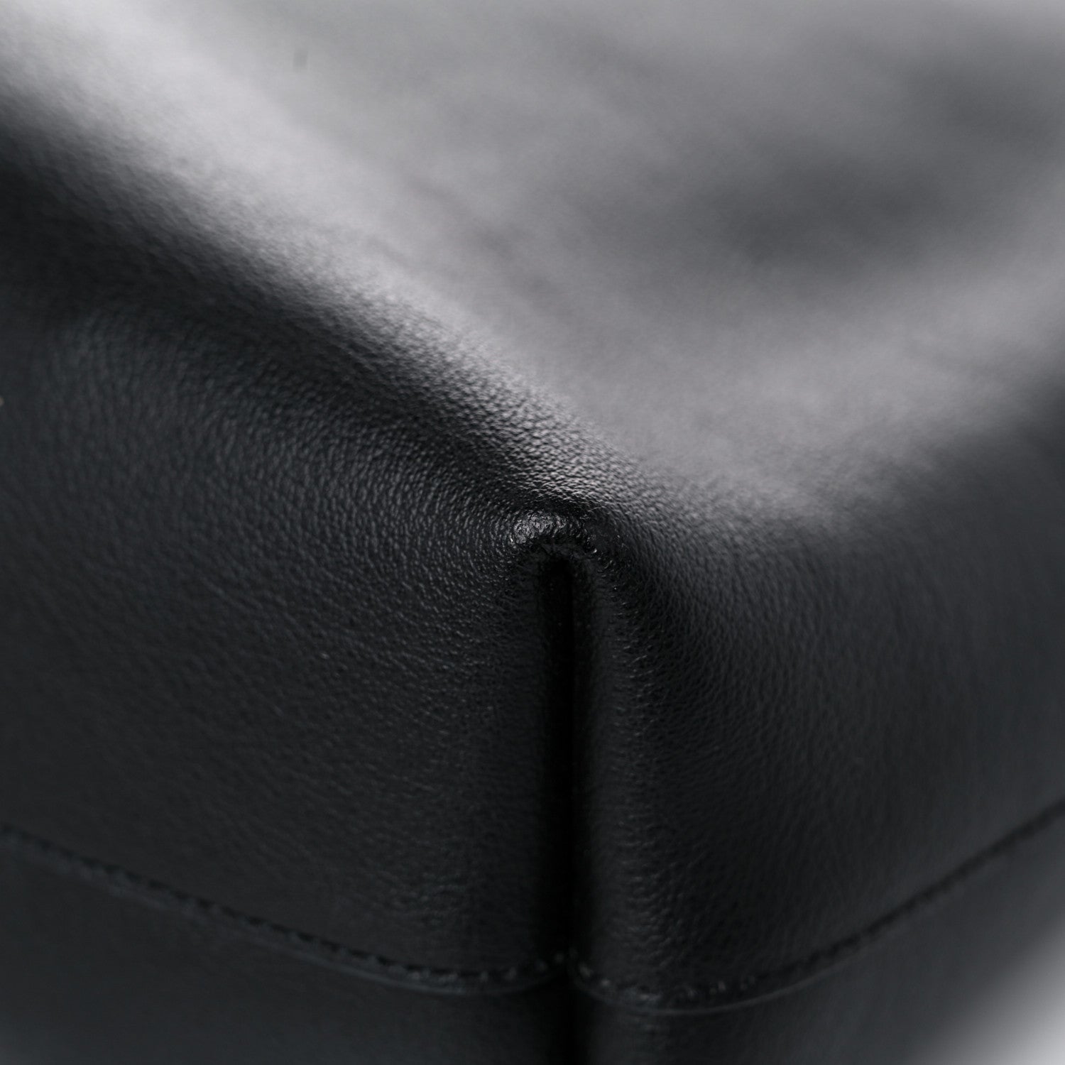 Saint Laurent Calfskin Medium Shopping Tote Black 8 of 13