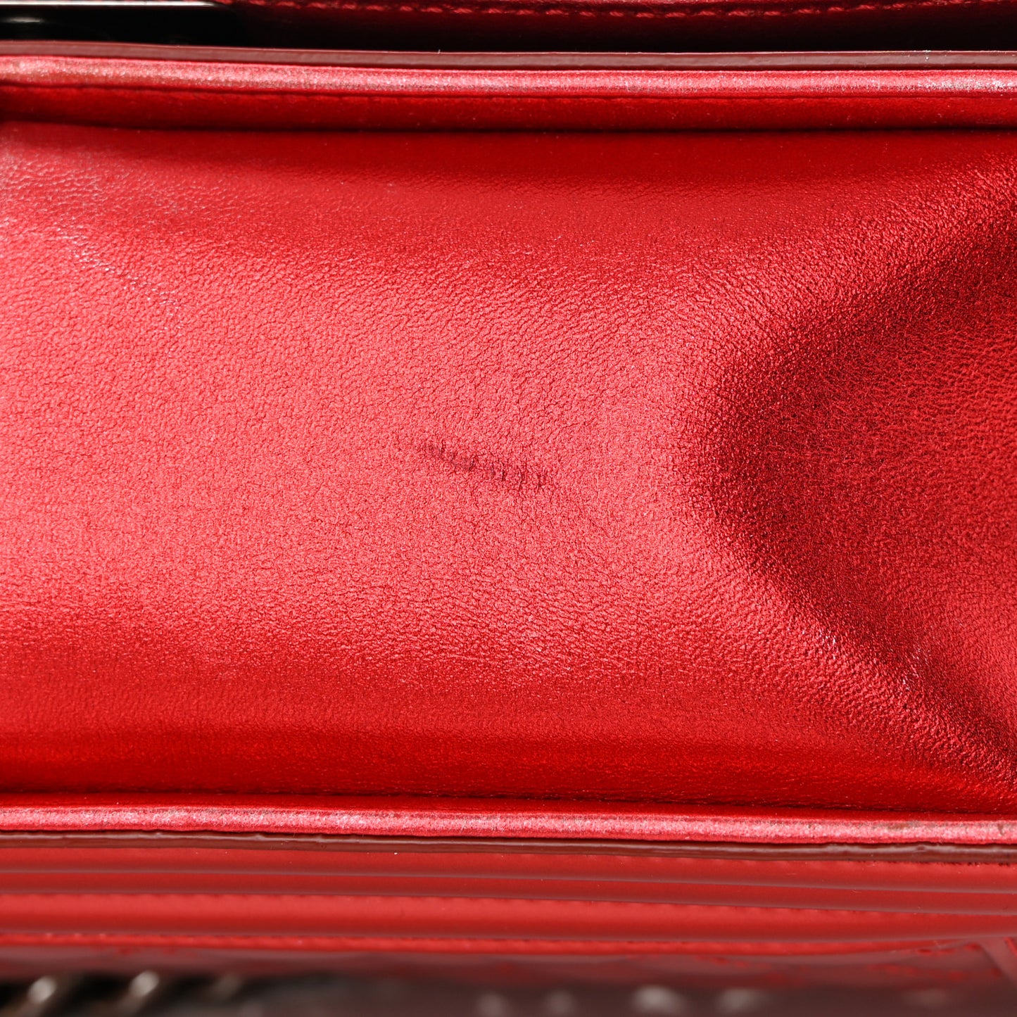 Metallic Patent Calfskin Quilted Medium Boy Flap Red