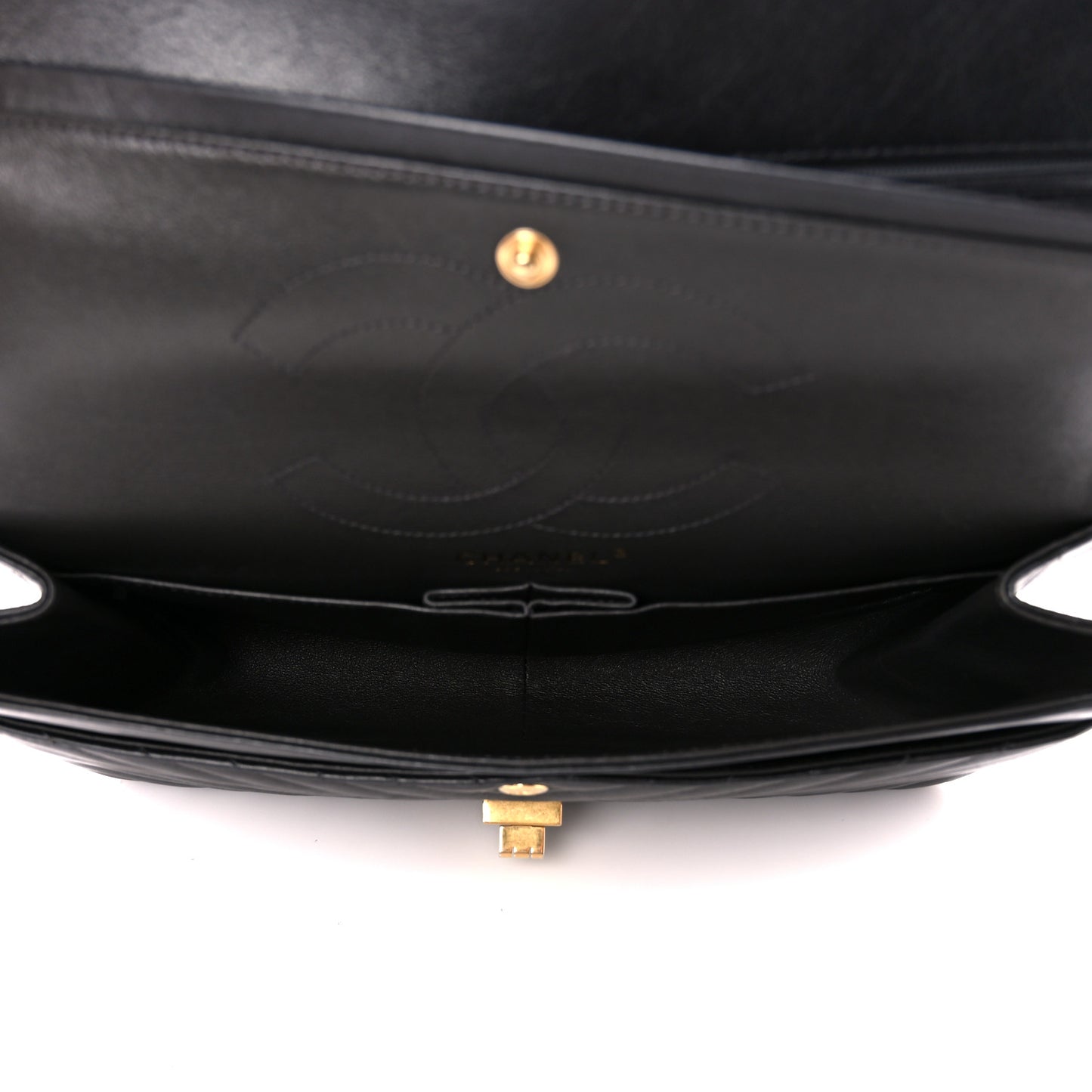 Aged Calfskin Chevron Quilted 2.55 Reissue 226 Flap Black