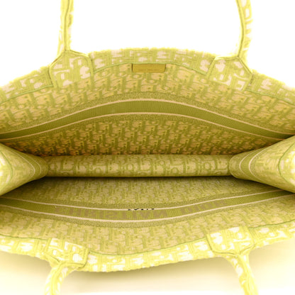 Christian Dior Oblique Large Book Tote Vert Anis 4 of 9