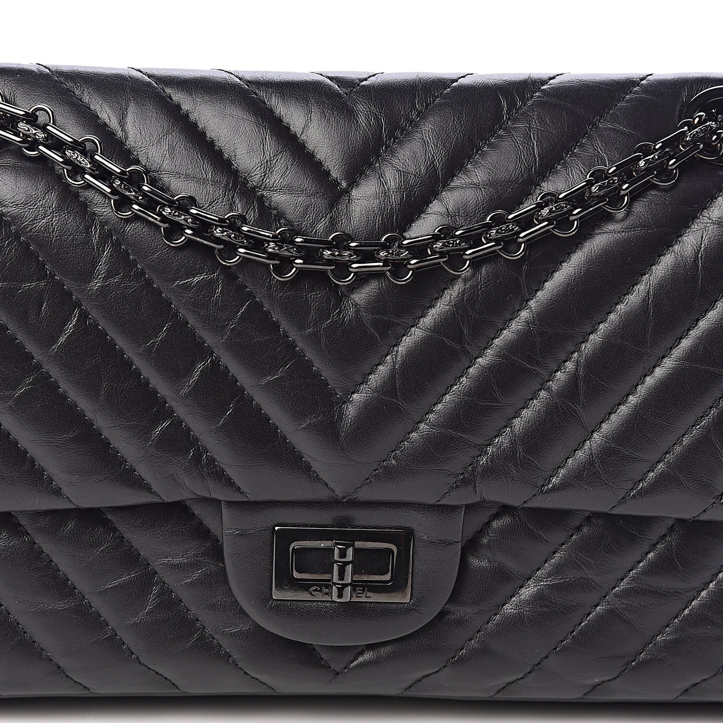 Aged Calfskin Chevron Quilted 2.55 Reissue 225 Flap So Black