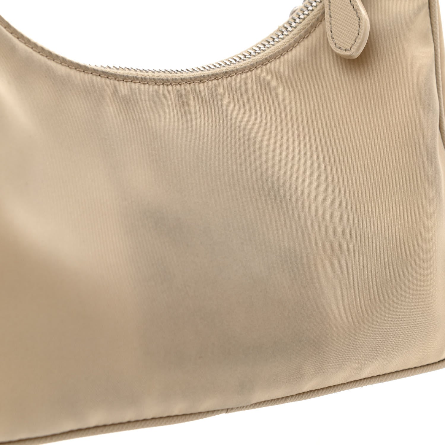 Prada Nylon Re-Edition 2005 Shoulder Bag Cammeo 18 of 18