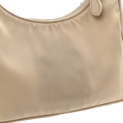 Prada Nylon Re-Edition 2005 Shoulder Bag Cammeo 18 of 18