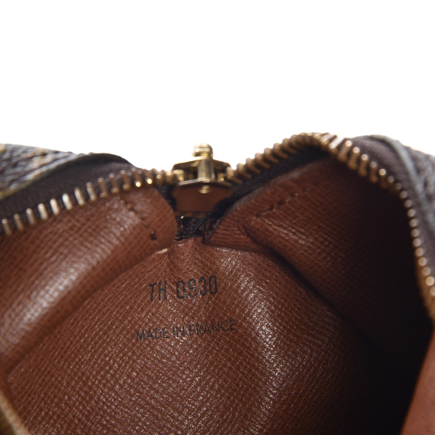 Monogram Papillon 26