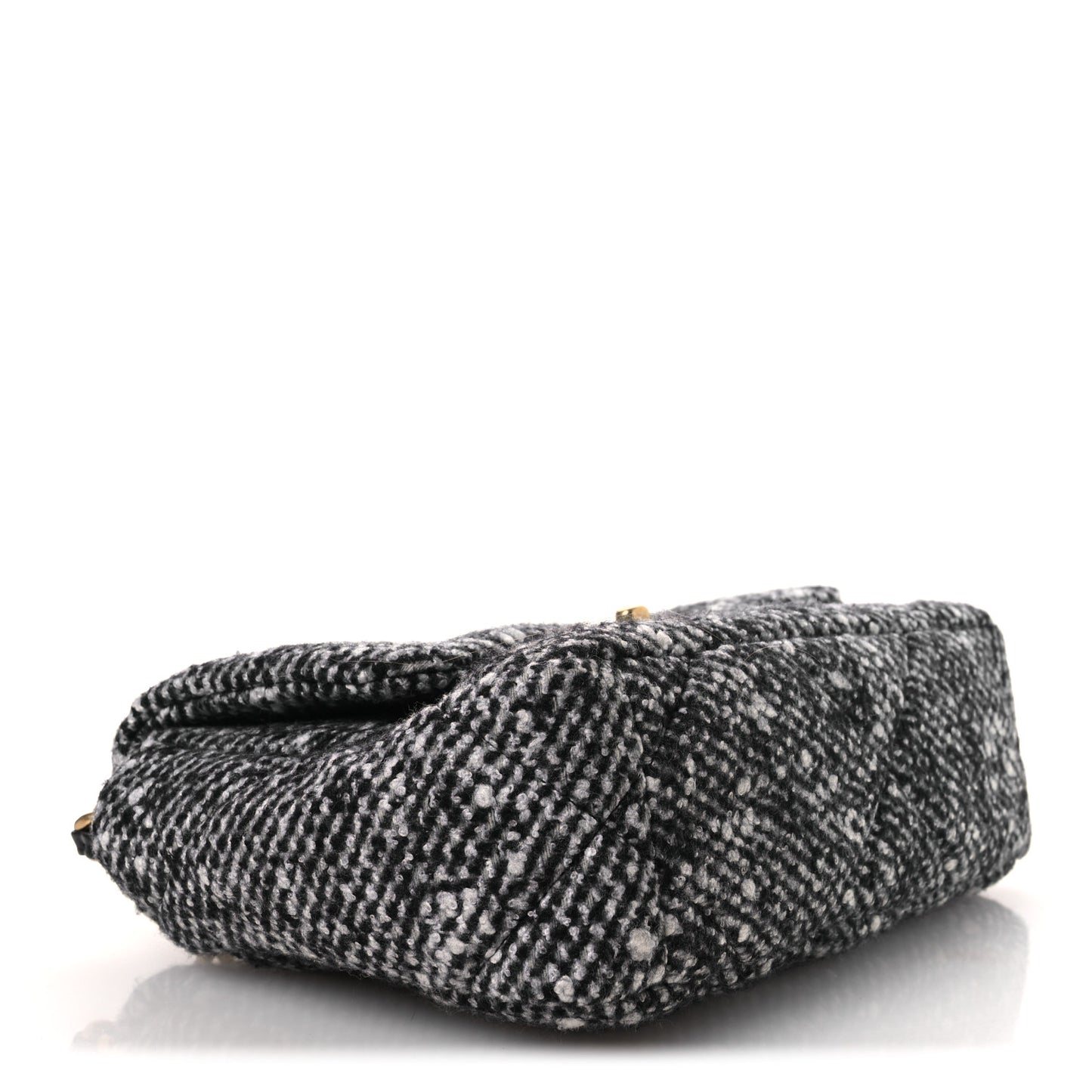 Tweed Quilted Medium Chanel 19 Flap Black White