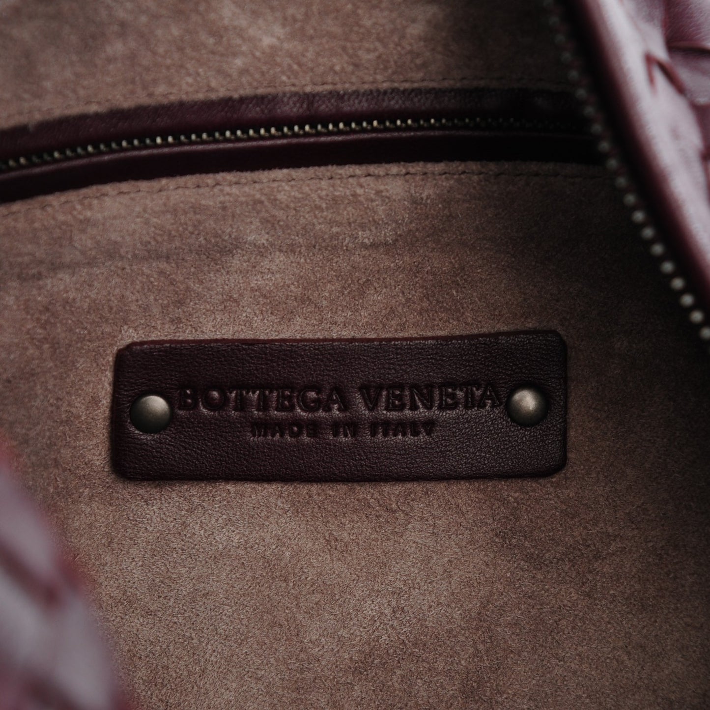 Nappa Intrecciato Large Veneta Hobo Aubergine