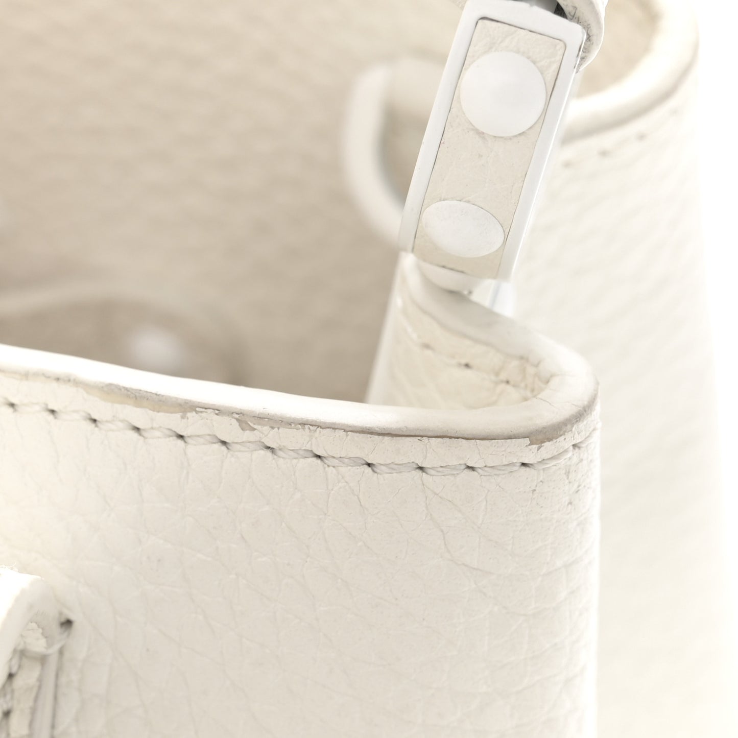 Taurillon Mini Capucines Monochrome White
